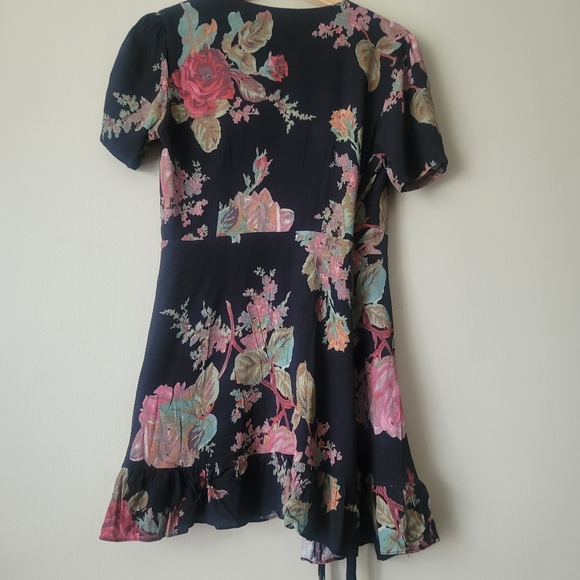 Revolve Privacy Please Floral V-neck Wrap Dress Size Small - Picture 11 of 13